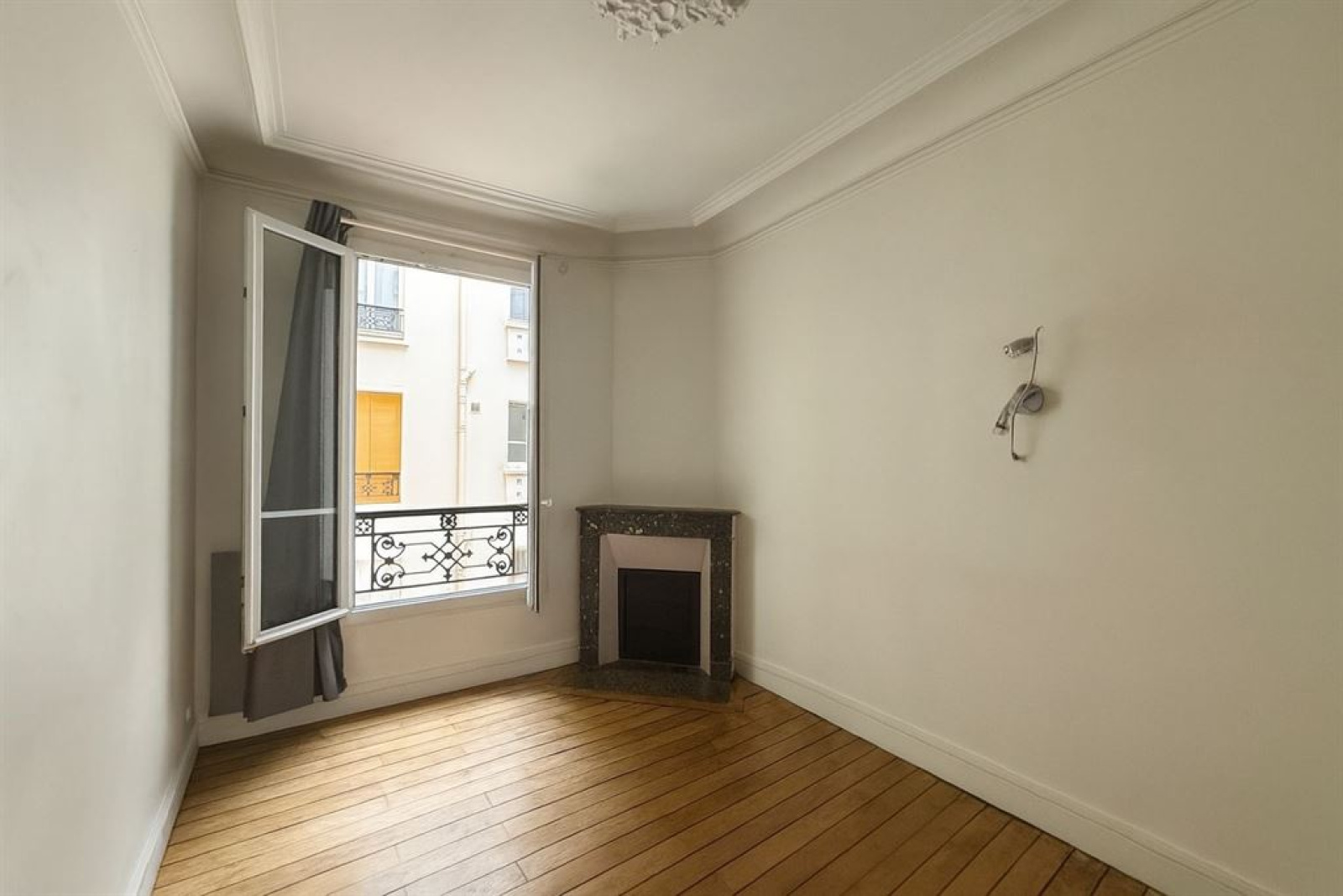 Image_, Appartement, Paris, ref :FR1-885