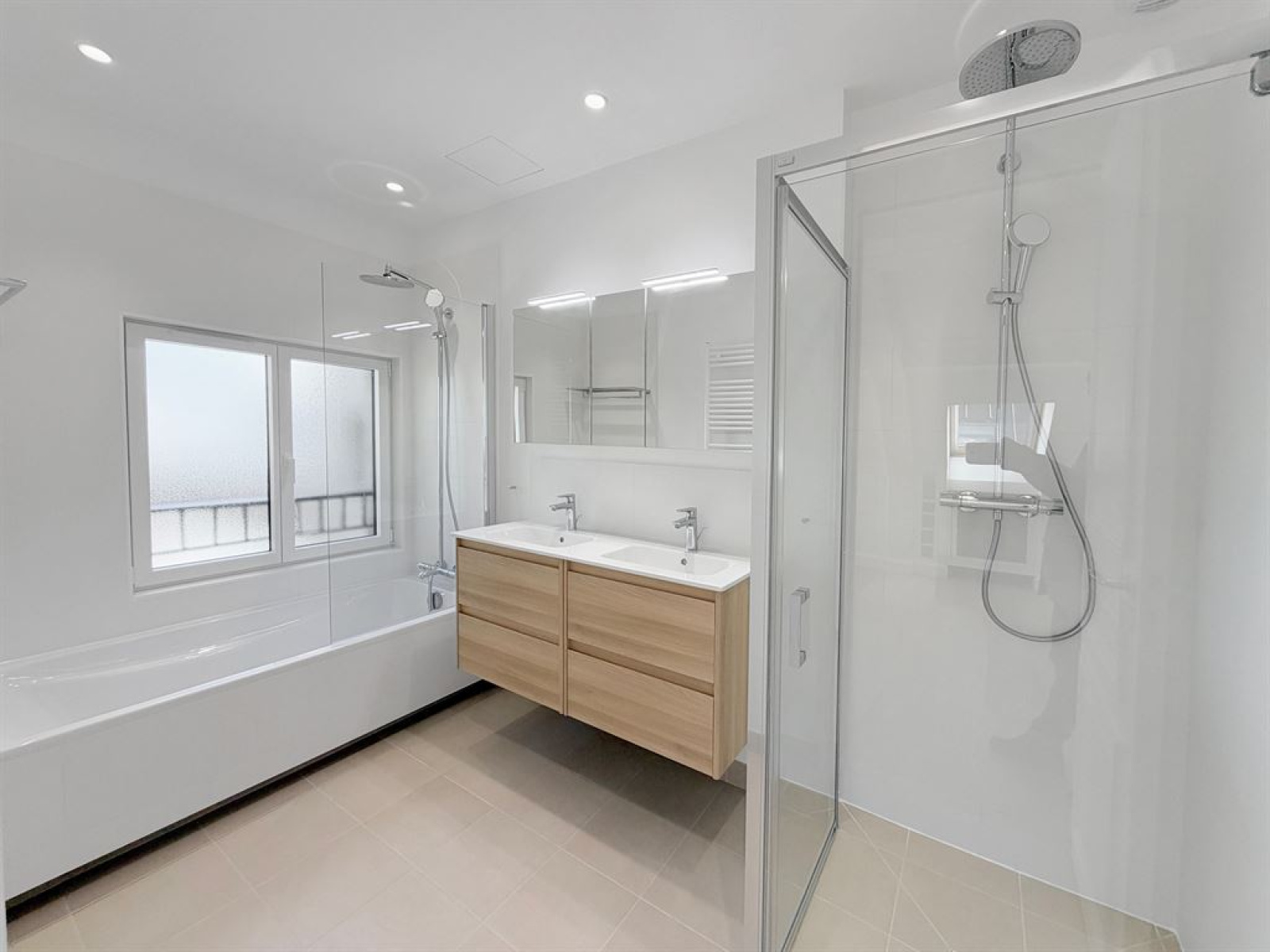 Image_, Appartement, Paris, ref :FR1-1184