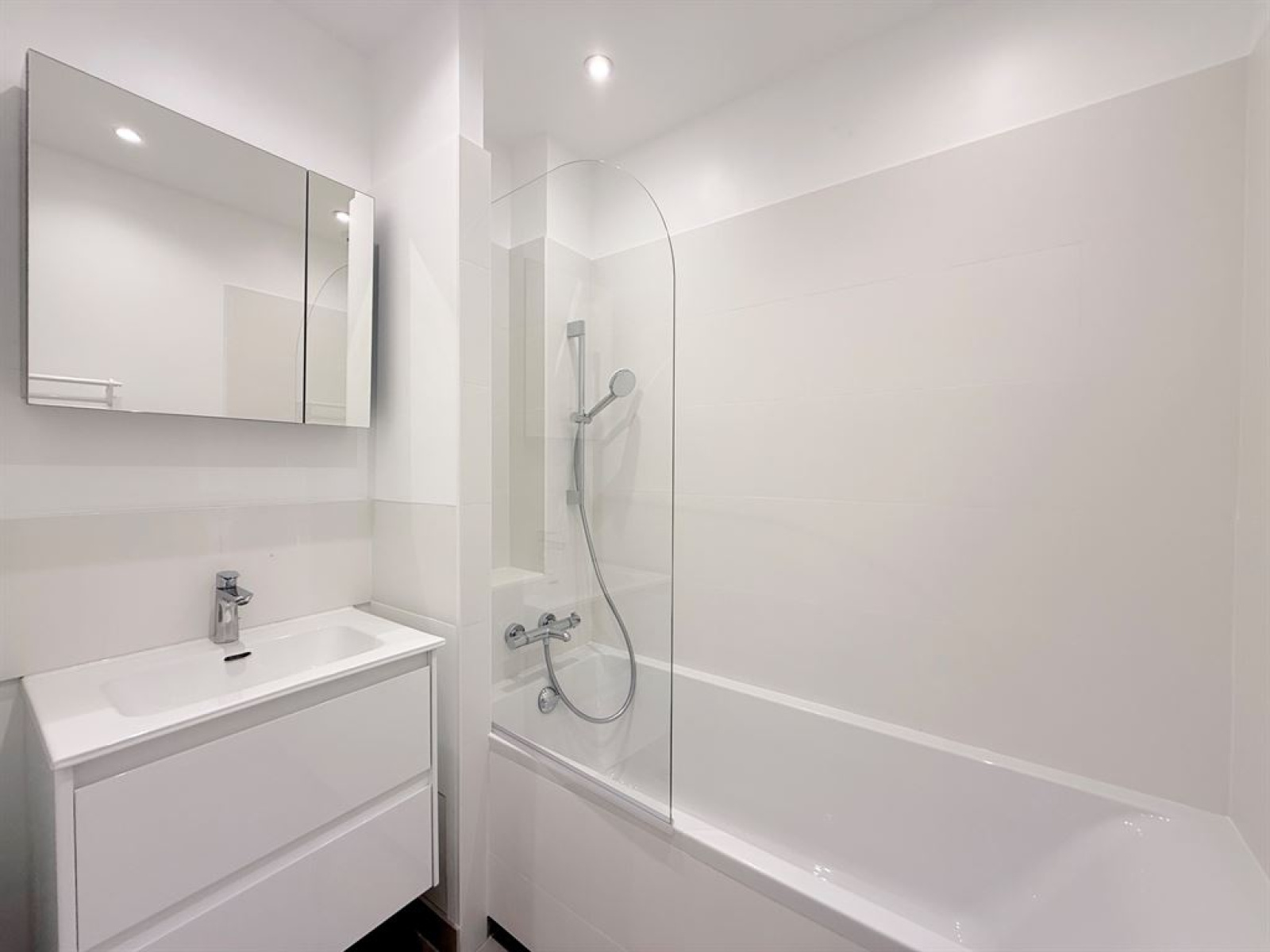 Image_, Appartement, Paris, ref :FR1-1177