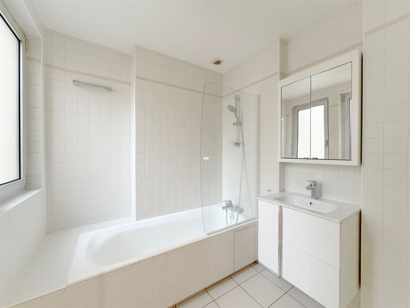Image_, Appartement, Paris, ref :FR1-992