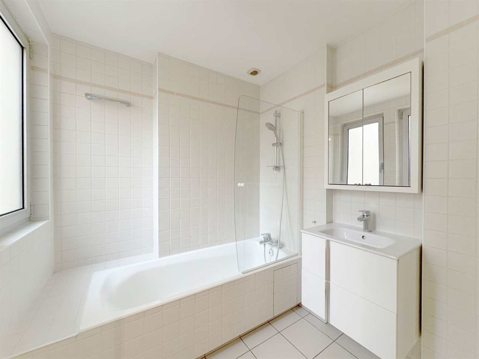 Image_, Appartement, Paris, ref :FR1-992