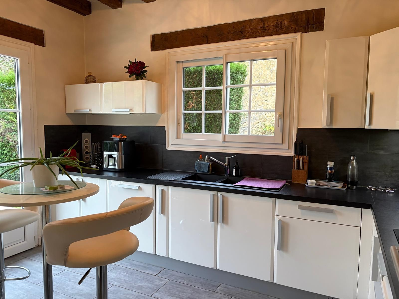 Image_, Maison, Ménilles, ref :FR1-989