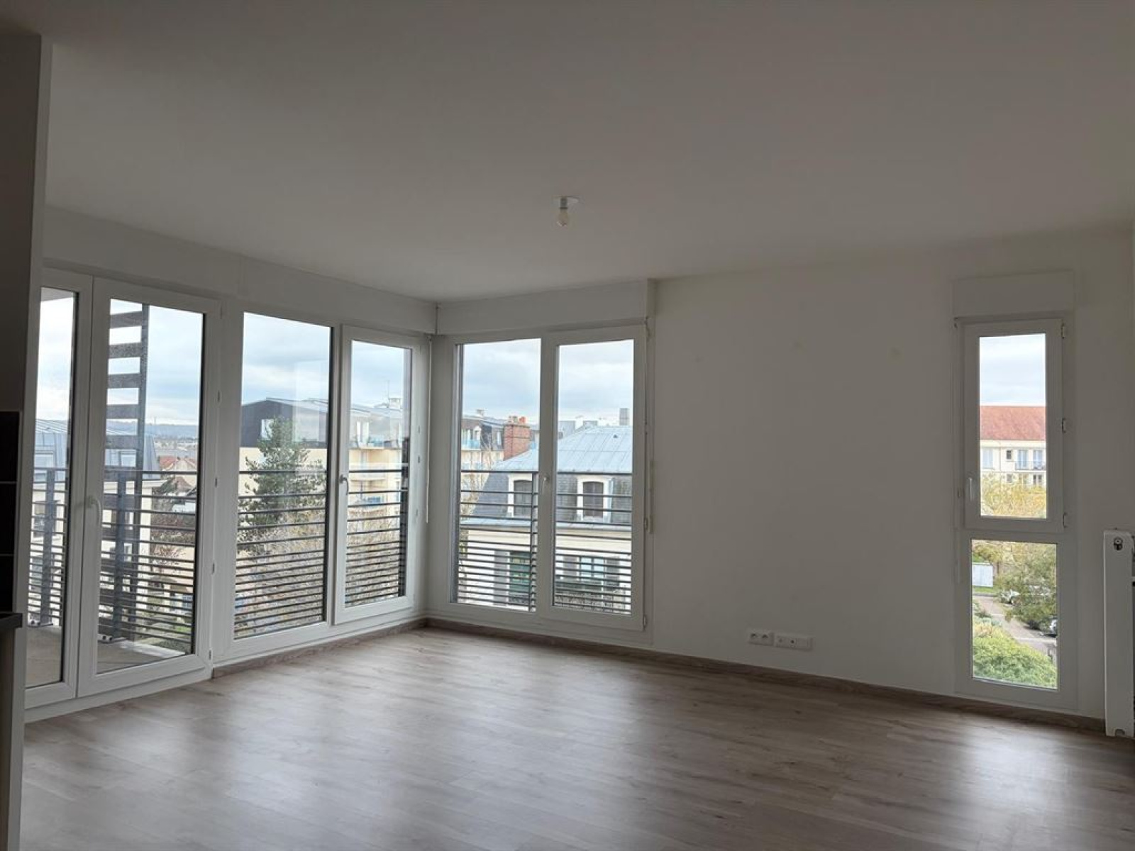Image_, Appartement, Mantes-la-Jolie, ref :FR1-987