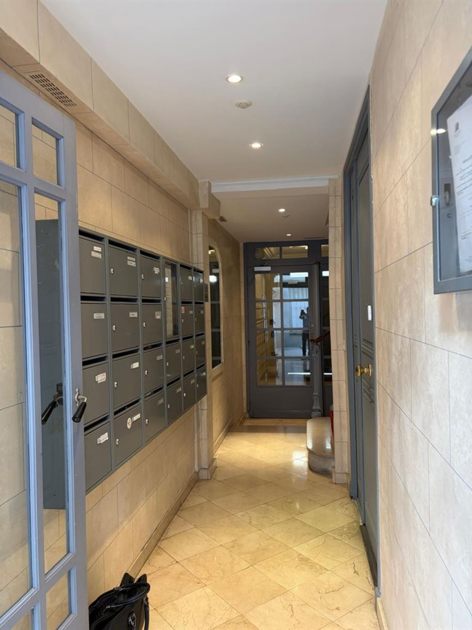 Image_, Appartement, Paris, ref :FR1-1075