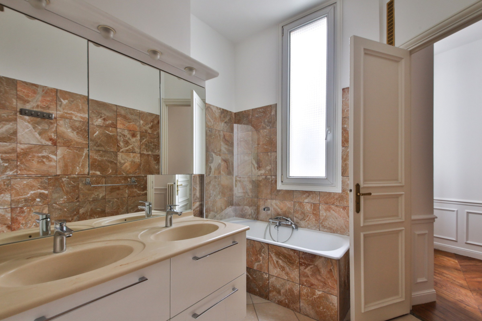 Image_, Appartement, Paris, ref :FR1-802