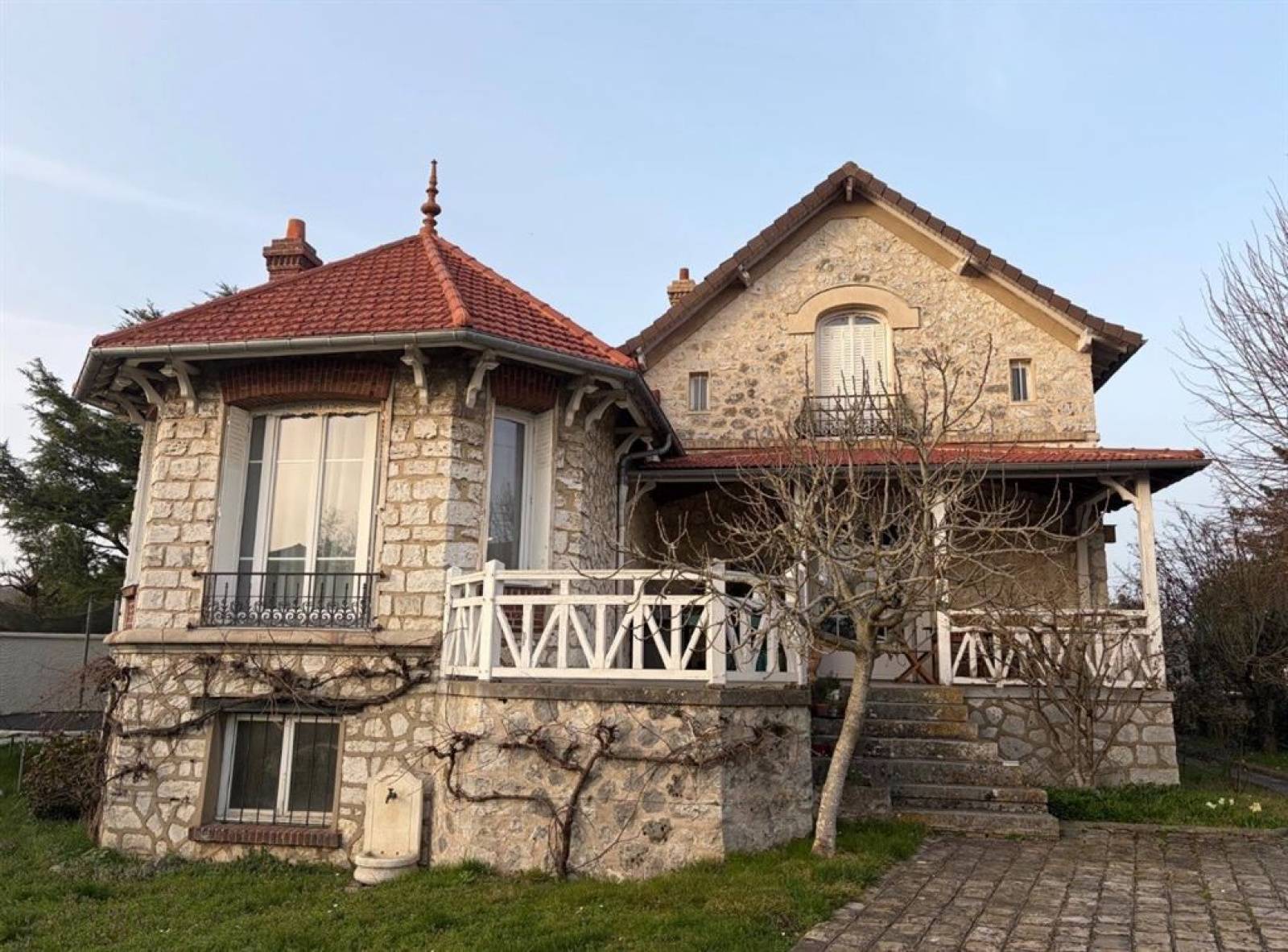 Image_, Maison, Freneuse, ref :FR1-1046