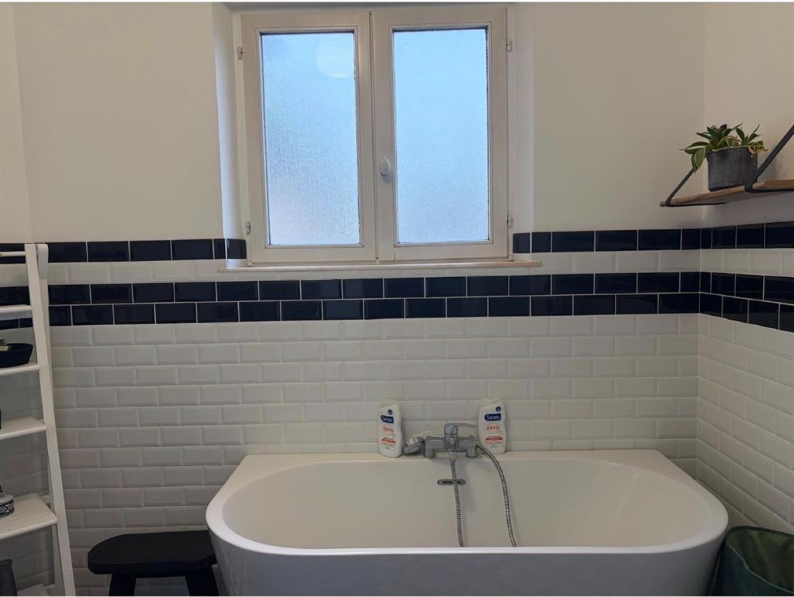 Image_, Maison, Freneuse, ref :FR1-1046