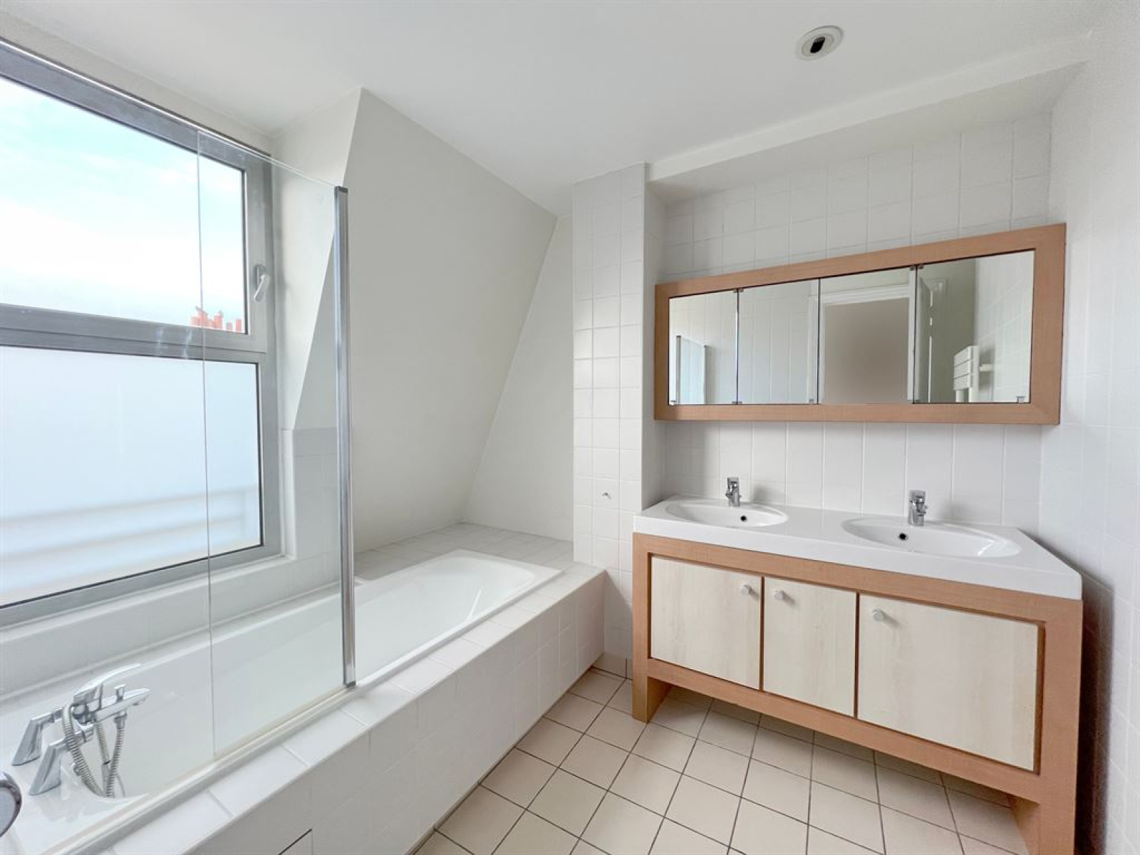 Image_, Appartement, Paris, ref :FR1-1008