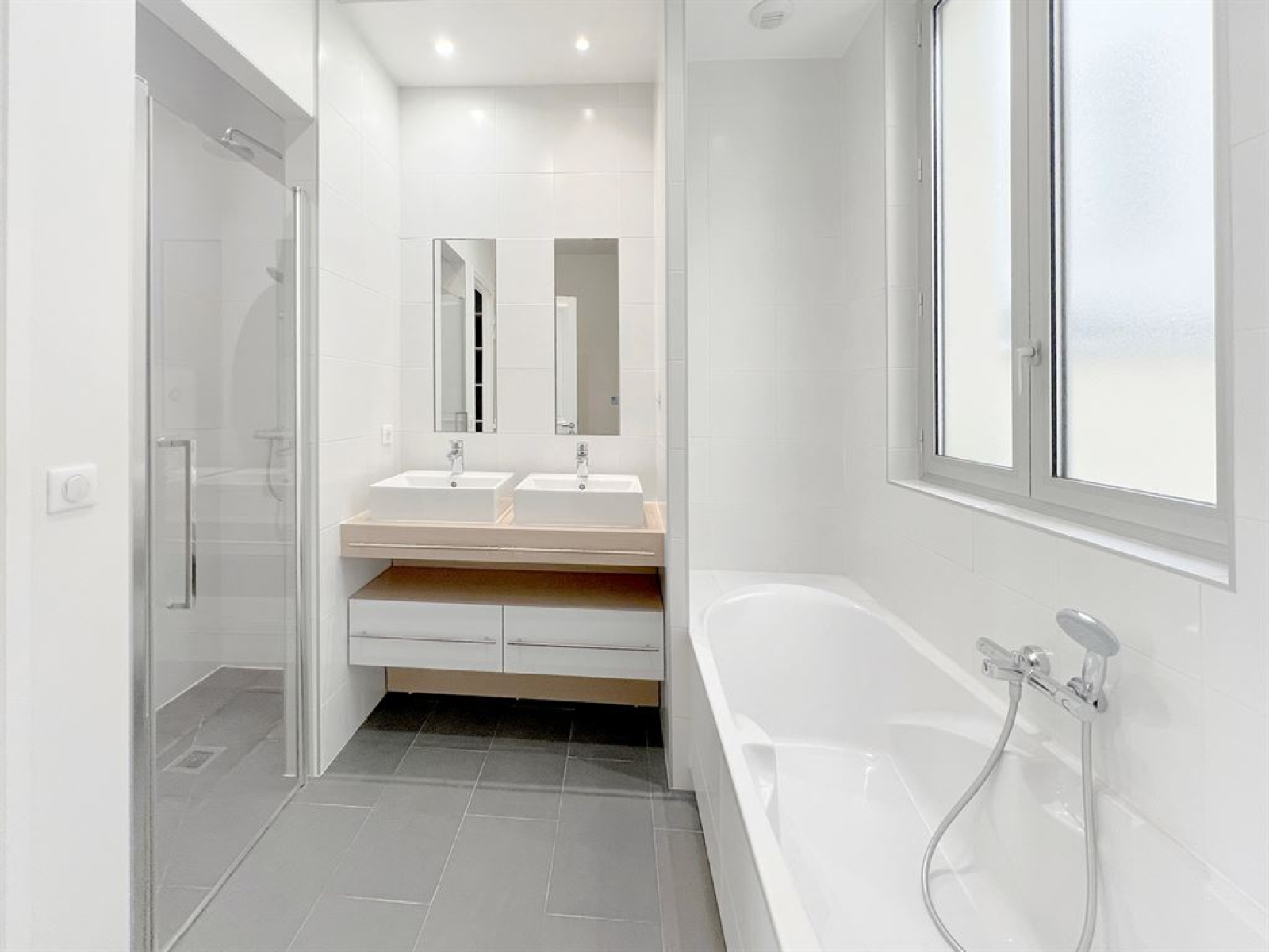 Image_, Appartement, Paris, ref :FR1-891