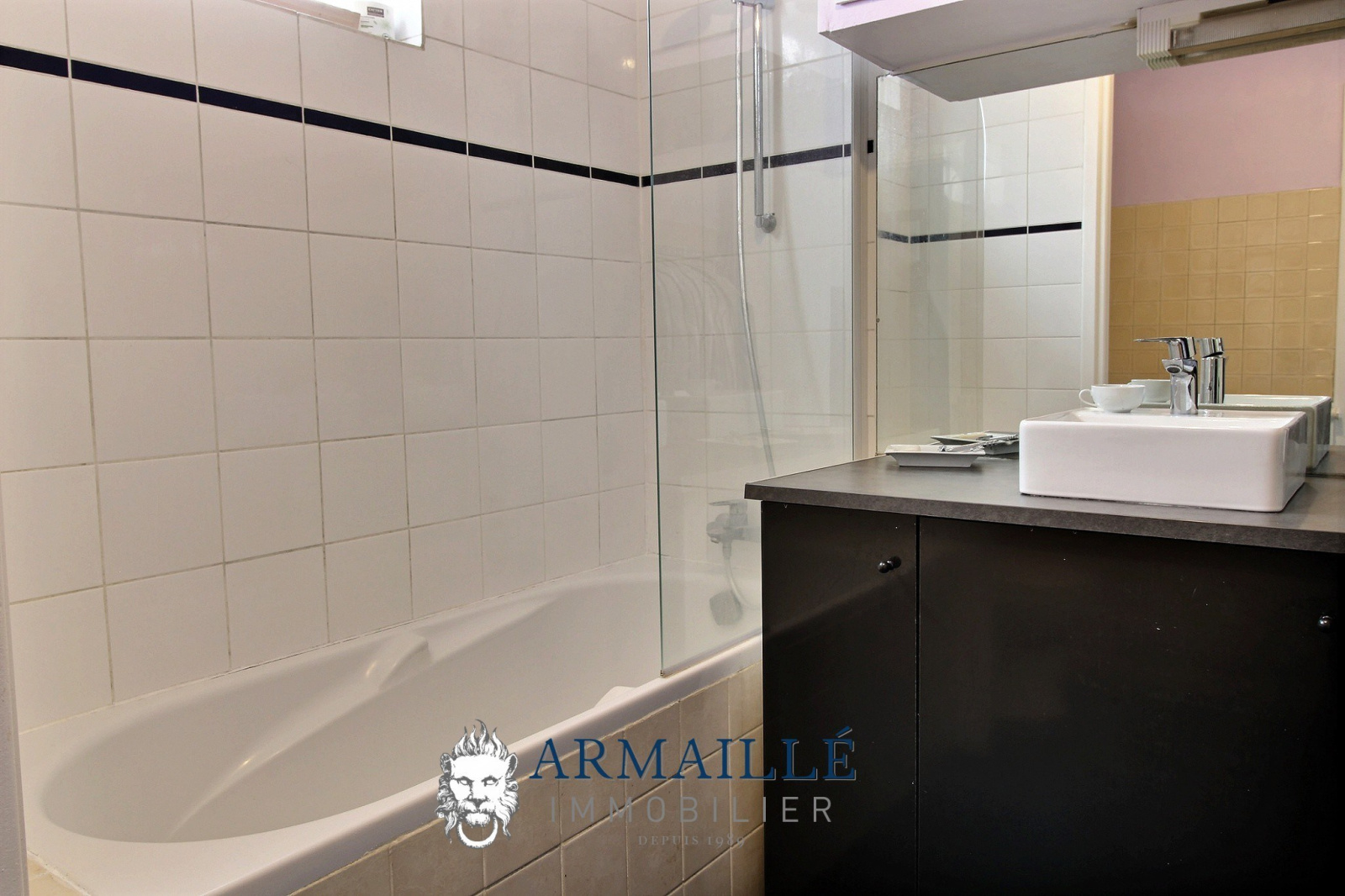 Image_, Appartement, Paris, ref :FR1-838