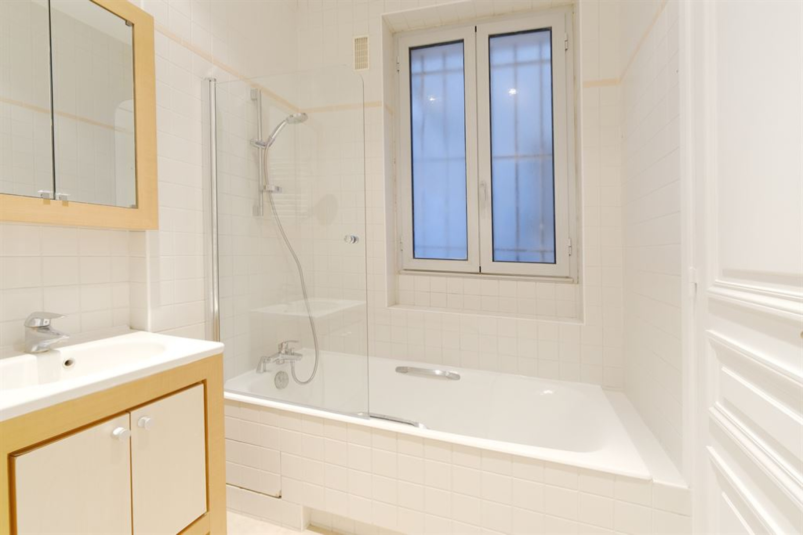 Image_, Appartement, Paris, ref :FR1-858