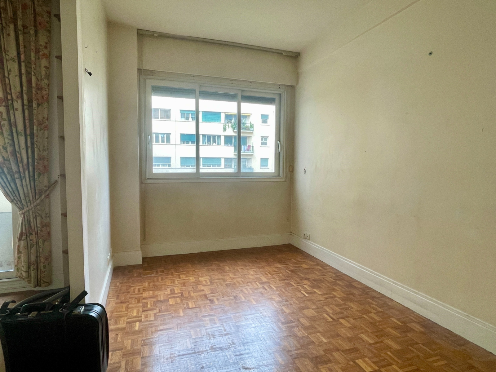 Image_, Appartement, Paris, ref :FR1-848