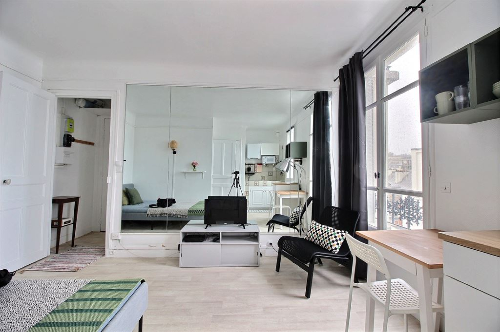 Image_, Appartement, Paris, ref :FR1-1157