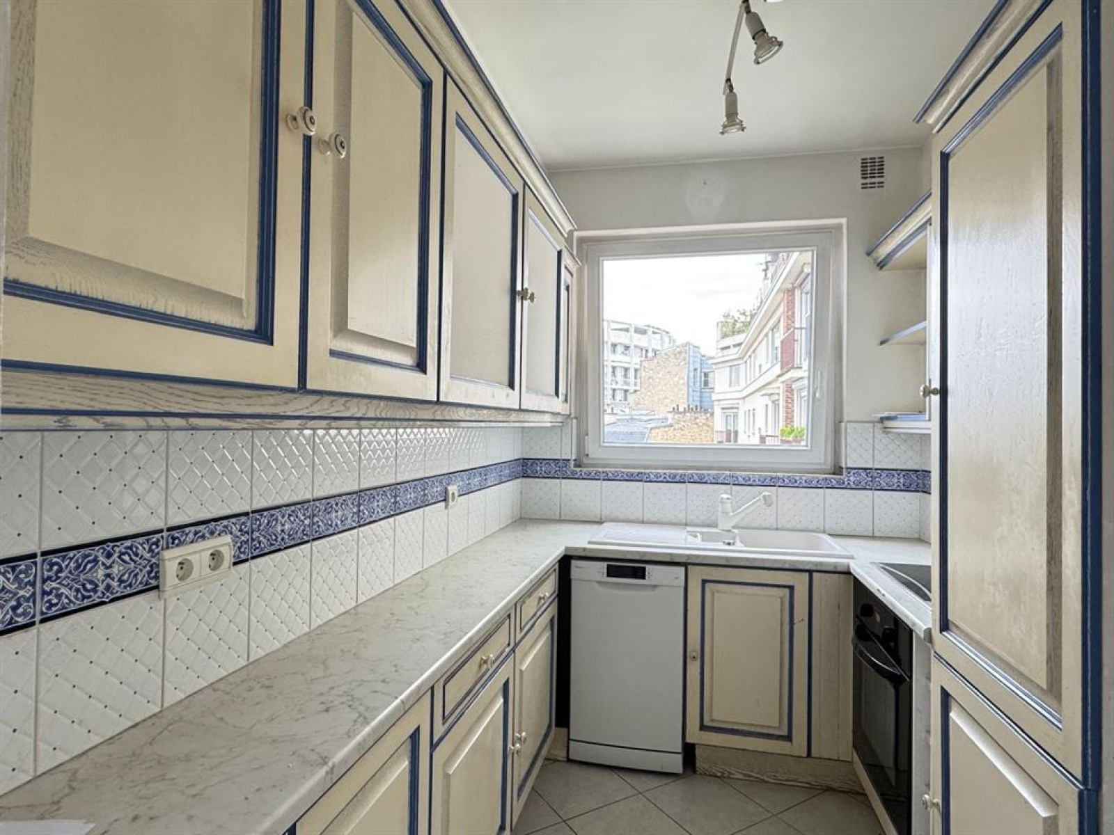 Image_, Appartement, Paris, ref :FR1-1191