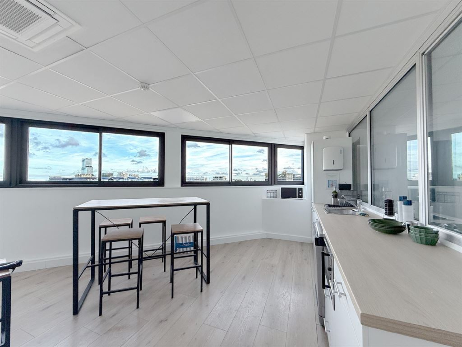 Image_, Local commercial, Paris, ref :FR1-1175